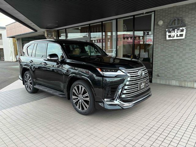 TOYOTA / LEXUS LX600