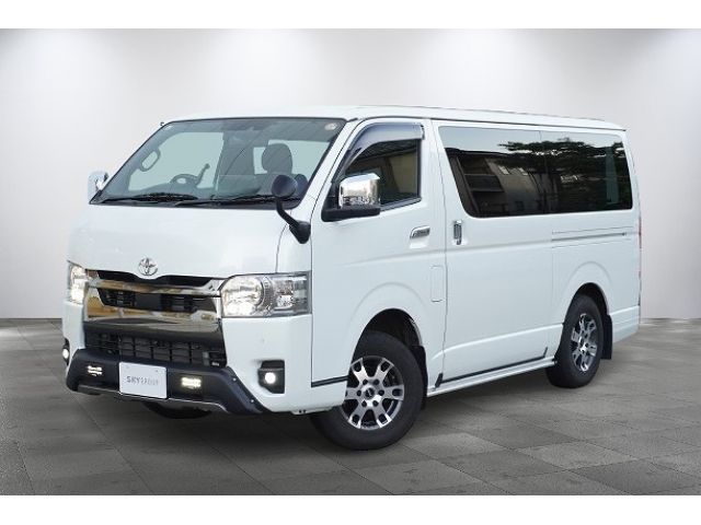 TOYOTA / HIACE van 4WD