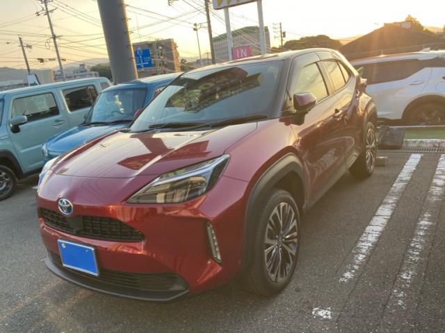 TOYOTA / YARIS CROSS HYBRID