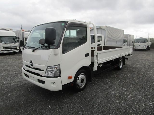 Japanese used car Ref# 1699339 HINO / DUTRO