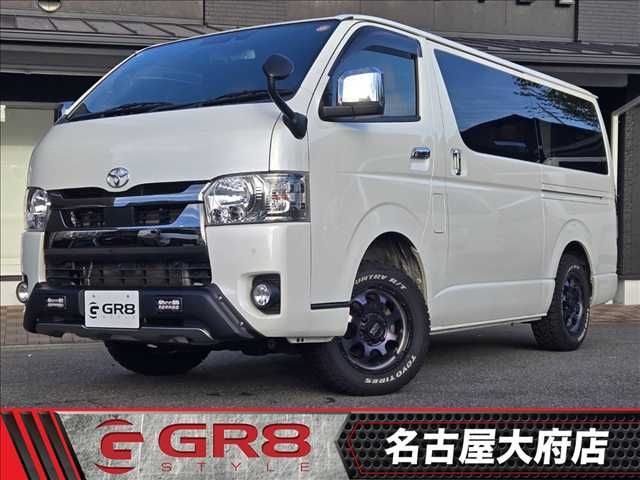 TOYOTA / HIACE van 4WD