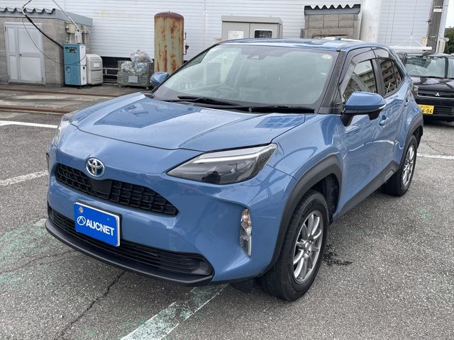 TOYOTA / YARIS CROSS HYBRID