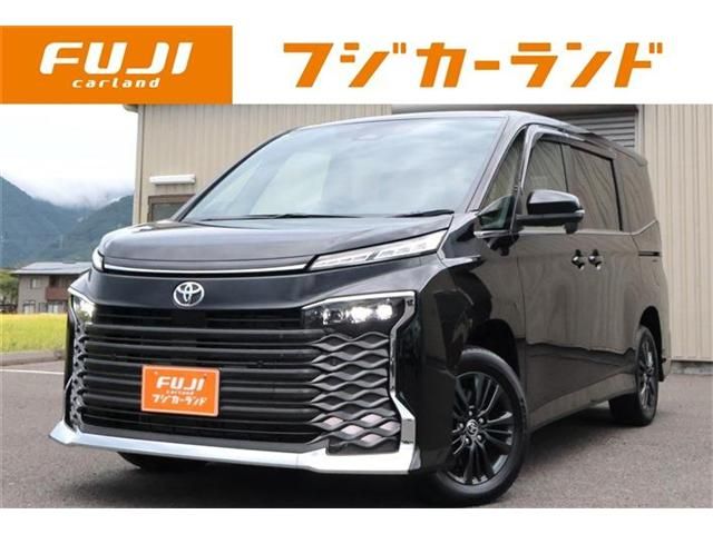 TOYOTA / VOXY 4WD