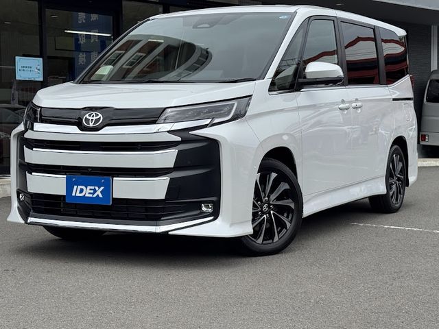 TOYOTA / NOAH HYBRID