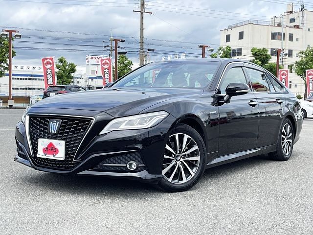 TOYOTA / CROWN sedan hybrid