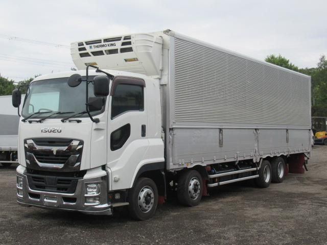 ISUZU / GIGA
