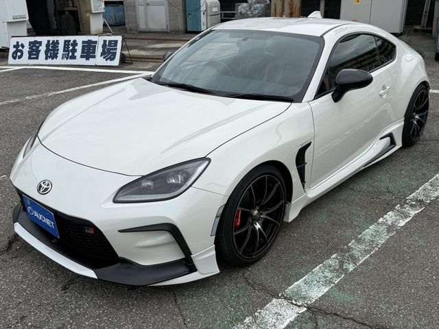 TOYOTA / GR86