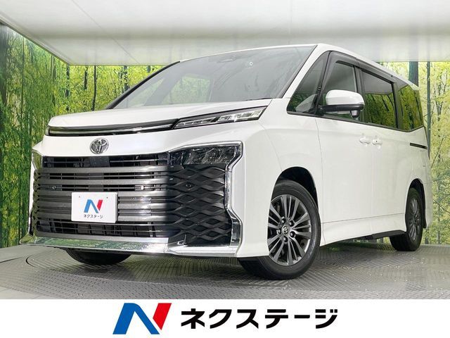 TOYOTA / VOXY