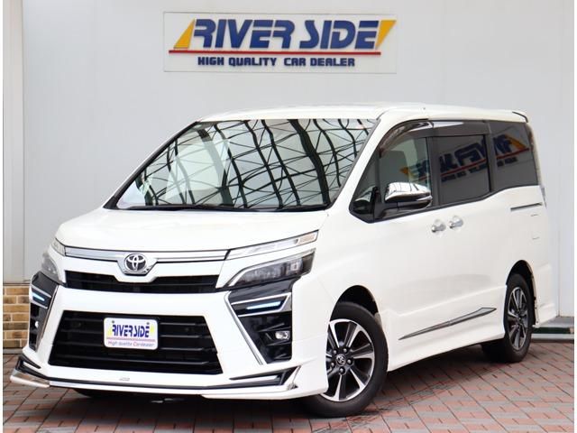 TOYOTA / VOXY
