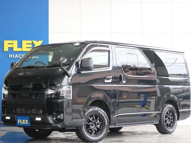 TOYOTA / HIACE van 4WD
