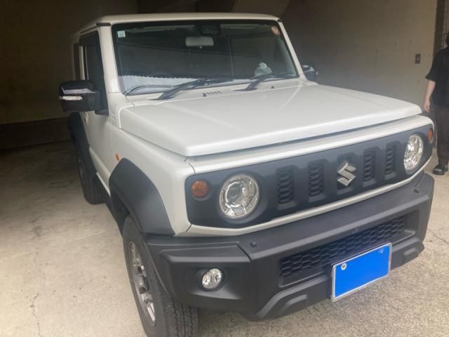 SUZUKI / JIMNY SIERRA