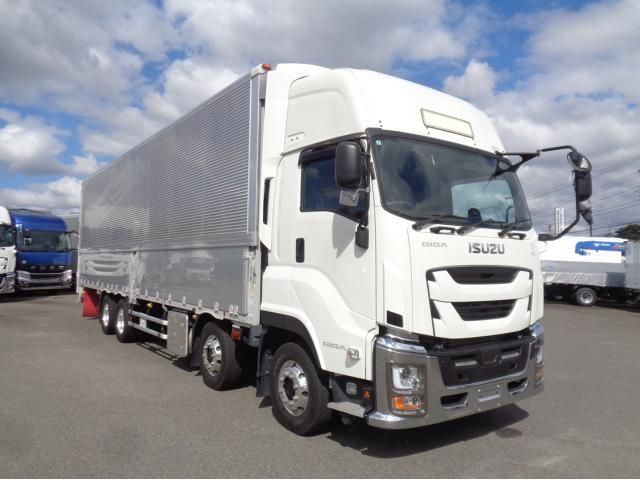 ISUZU / GIGA