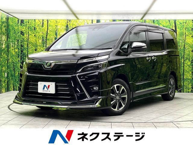 TOYOTA / VOXY