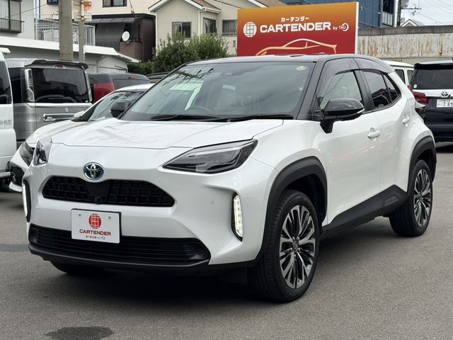 TOYOTA / YARIS CROSS HYBRID