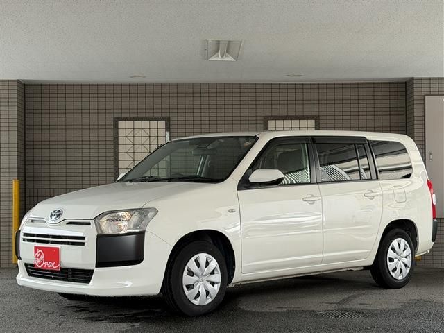 TOYOTA / PROBOX van HYBRID