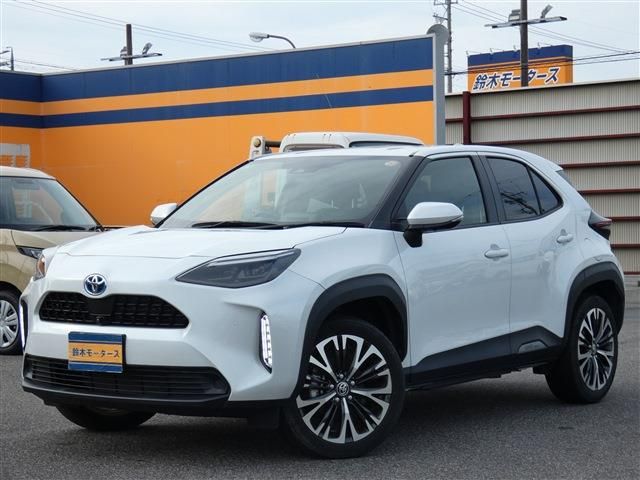 TOYOTA / YARIS CROSS HYBRID