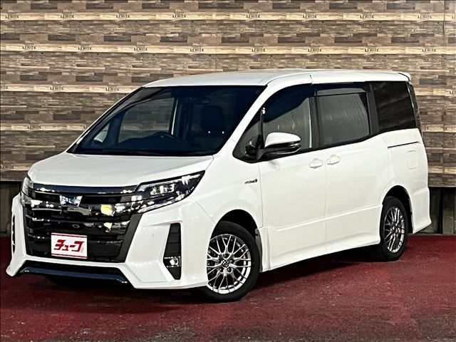 TOYOTA / NOAH HYBRID