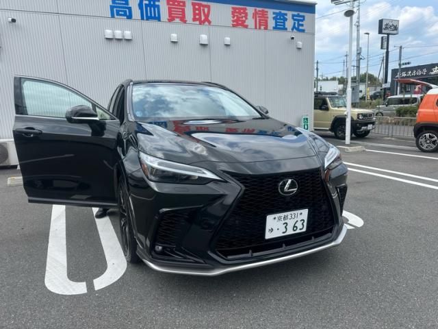 Japanese used car Ref# 1701121 TOYOTA / LEXUS NX450h+ AWD