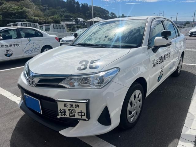 Japanese used car Ref# 1701124 TOYOTA / COROLLA AXIO