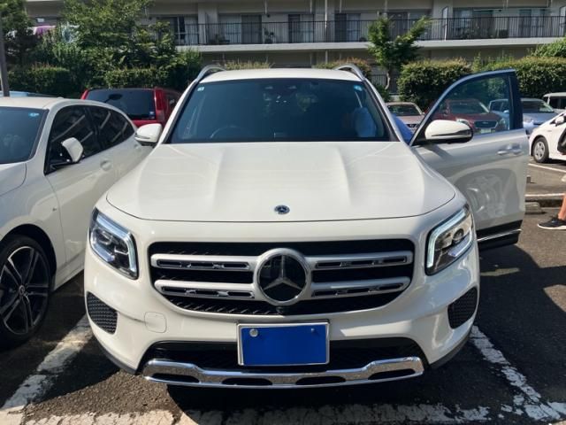 MERCEDES BENZ / MERCEDES BENZ GLB