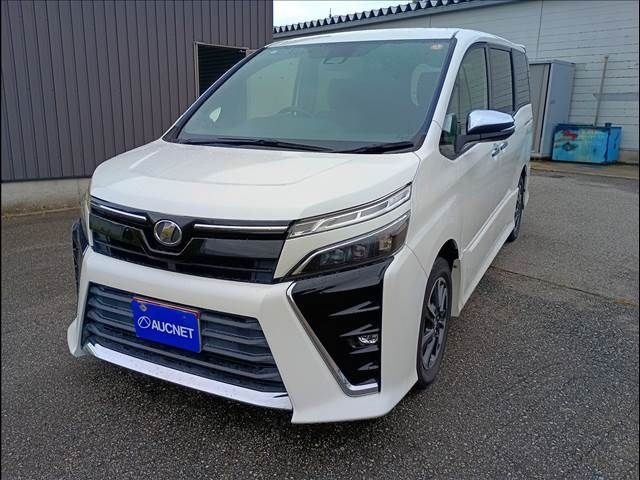 TOYOTA / VOXY