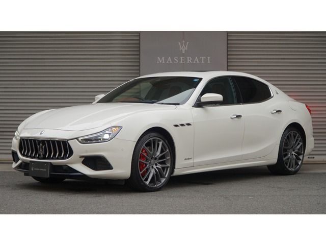 MASERATI / MASERATI GHIBLI Sedan