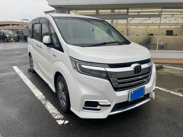HONDA / ステップワゴンスパーダＨＶ