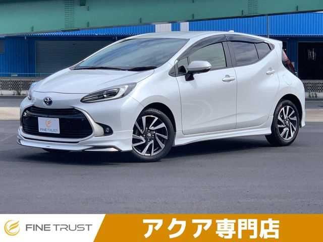 TOYOTA / AQUA