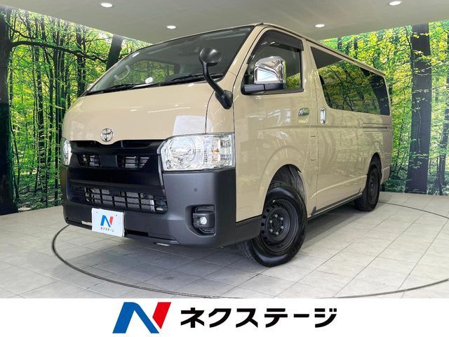 TOYOTA / HIACE van 4WD