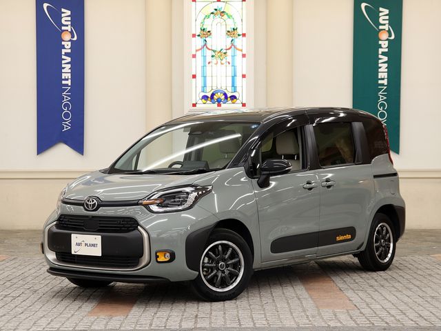 TOYOTA / SIENTA HYBRID
