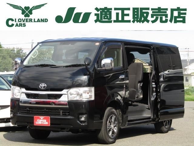 TOYOTA / HIACE van 4WD