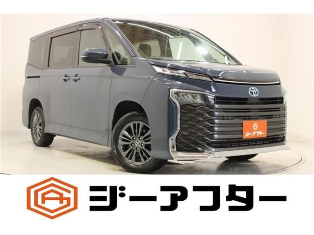 TOYOTA / VOXY 4WD