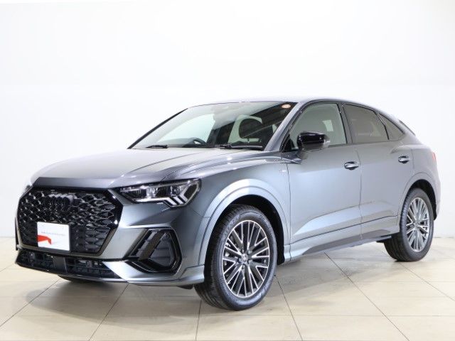 AUDI / AUDI Q3 SPORTBACK
