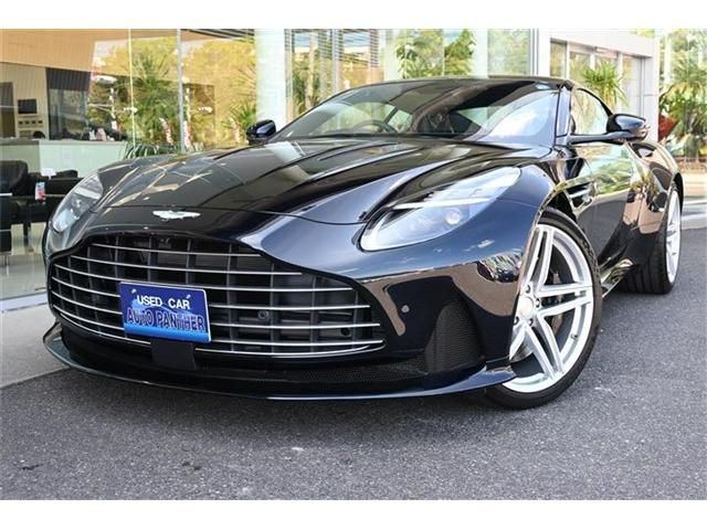 ASTON MARTIN / ASTON MARTIN