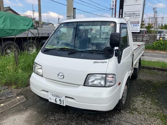 Japanese used car Ref# 1702687 MAZDA / BONGO truck 1.15t 2WD