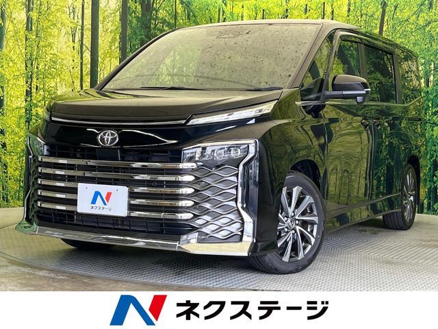 TOYOTA / VOXY