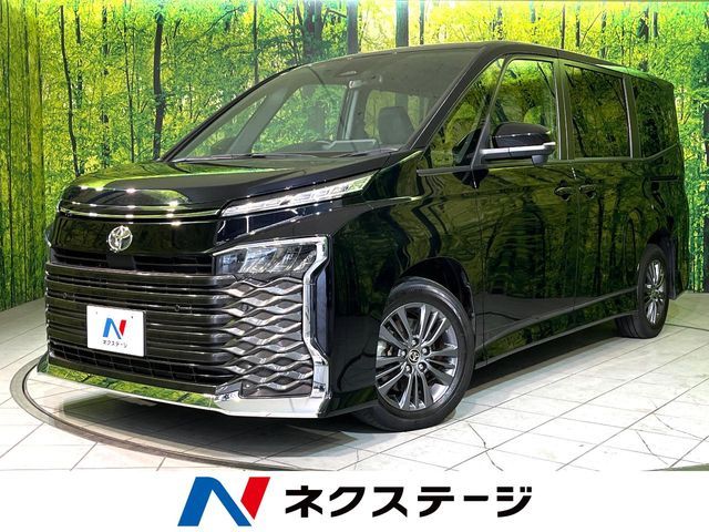 TOYOTA / VOXY