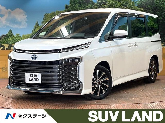 TOYOTA / VOXY HYBRID