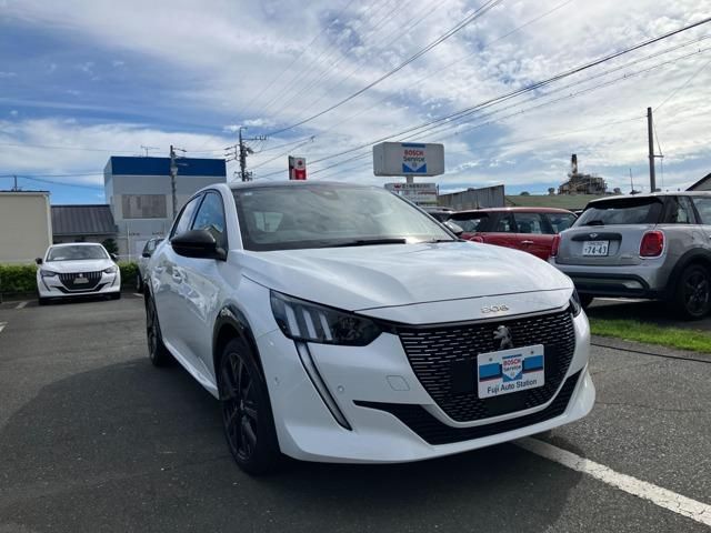 PEUGEOT / PEUGEOT 208