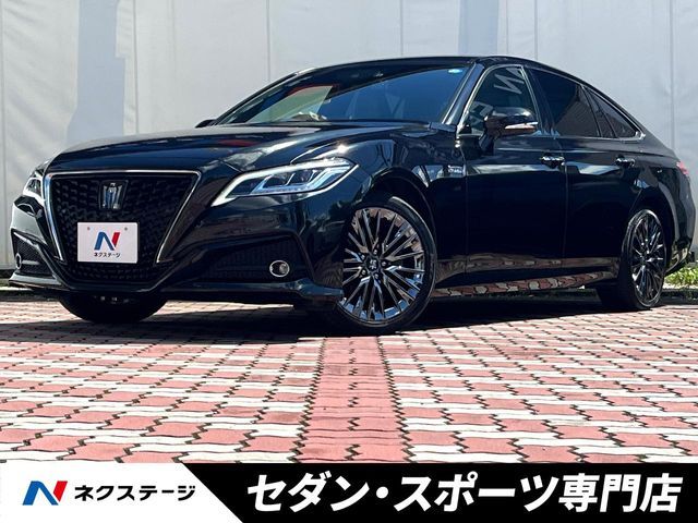 TOYOTA / CROWN sedan hybrid
