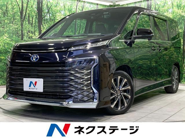 TOYOTA / VOXY HYBRID