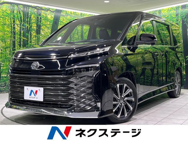 TOYOTA / VOXY