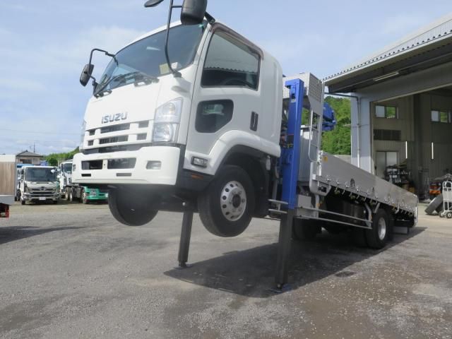 Japanese used car Ref# 1703191 ISUZU / FORWARD