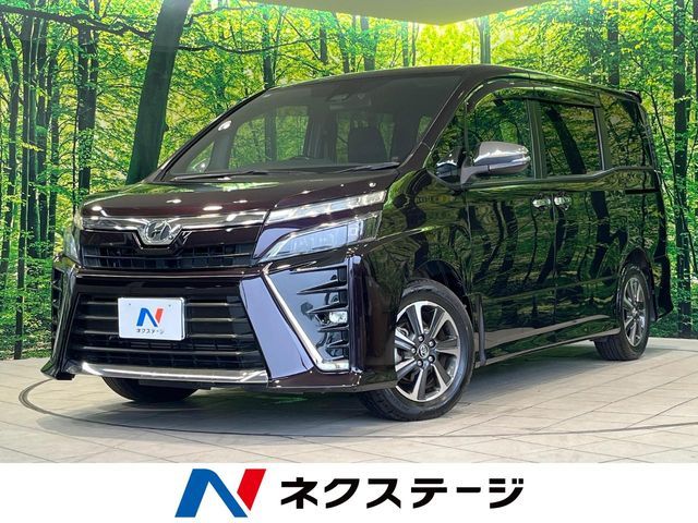 TOYOTA / VOXY