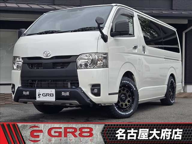 TOYOTA / HIACE van 4WD