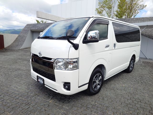 TOYOTA / HIACE van 2WD