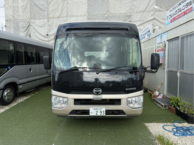 Japanese used car Ref# 1703517 HINO / LIESSE2