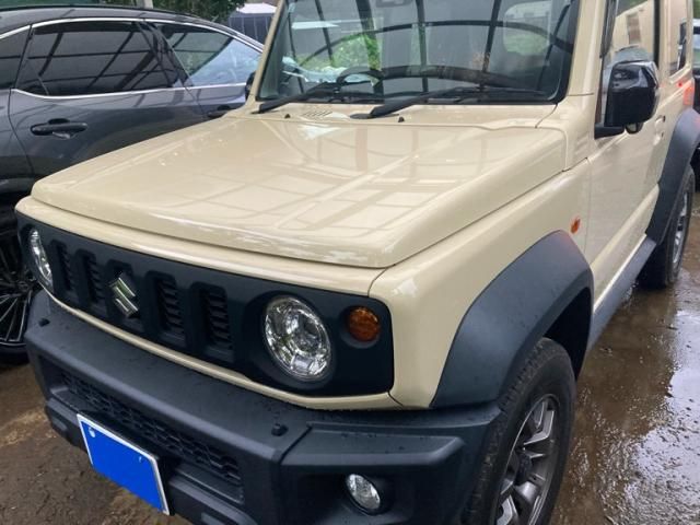 SUZUKI / JIMNY SIERRA