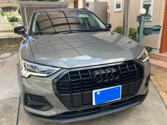 AUDI / AUDI Q3