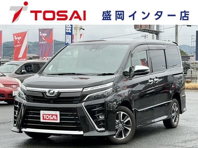 TOYOTA / VOXY 4WD